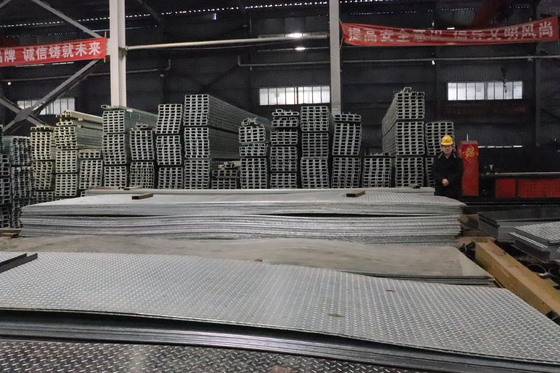 1250mm chiều rộng Hot-đánh lăn mạ tấm mẫu tùy chỉnh cho container và tàu
