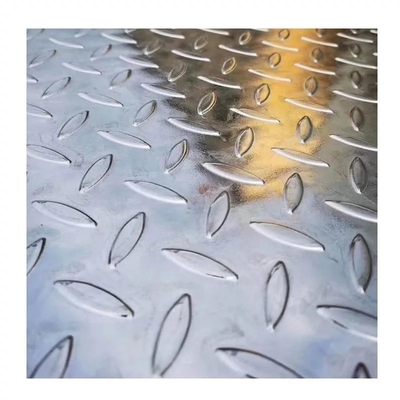 1.8mm2mm Hot Rolling Galvanized Pattern Plate lý tưởng cho đĩa container và đĩa tàu