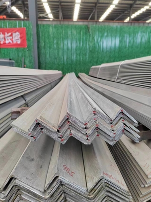 Thép carbon cuộn nóng loại ASTM
