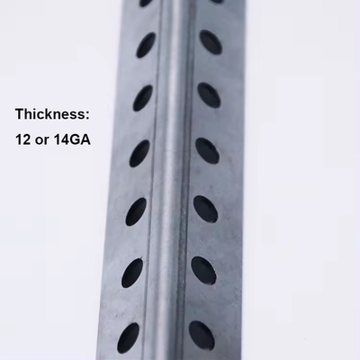 Hot Dip Galvanized Slotted L Steel Angle Bar với lỗ chế biến dịch vụ đâm