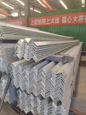 Thép góc đen ASTM A36 A53 Q235 Q345 Carbon bằng hình L Thép góc nhẹ cho xưởng