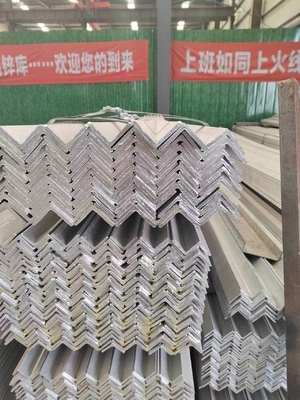 Thép góc đen ASTM A36 A53 Q235 Q345 Carbon bằng hình L Thép góc nhẹ cho xưởng
