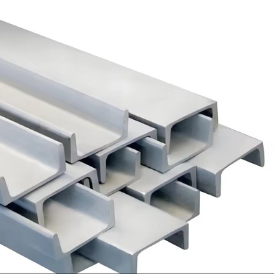 Tiêu chuẩn JIS SS400 75x40x4x7mm Thép kênh U cho vật liệu xây dựng kim loại 1-12m Chiều dài