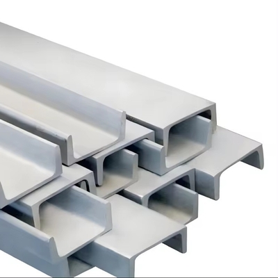 Không đục lỗ C8 C10 C12 C16 Thép cán nóng U kênh cho hỗ trợ cấu trúc