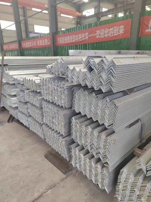 Kim loại cán nóng hợp kim thép carbon Q235 góc kẽm cho cấu trúc kỹ thuật
