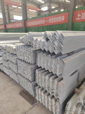 Các góc thép lớn / trung bình / nhỏ với chức năng đánh bóng chống ăn mòn hàn