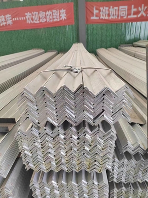 Thép góc có độ carbon thấp cho các cấu trúc xây dựng