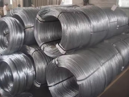 Dịch vụ hàn và độ khoan dung ± 1% cho sợi dây cuộn galvanized đắm nóng 6mm-12mm