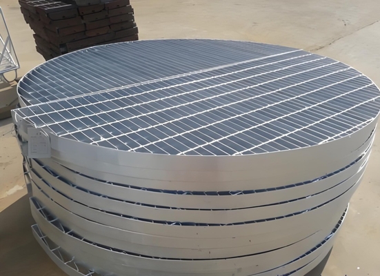 Mái lưới nhôm cho nền tảng đường đi đường hầm mỏ ISO9001 Thép kẽm được chứng nhận