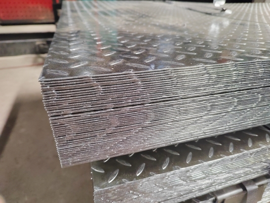 ISO9001 Chứng nhận DX51D tấm thép mực kẽm 5.75 * 1250mm Z41-Z60 lớp phủ