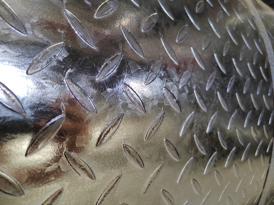 Bảng thép có hình dáng galvanized với lớp kẽm 40g / m2 và kích thước tùy chỉnh 1250/1000mm